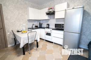 Дом 180м², 2-этажный, посуточно,