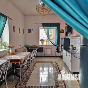 Дом 300м², 2-этажный, посуточно,