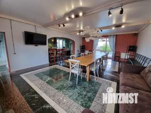 Дом 200м², 2-этажный, посуточно,