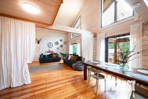 Дом 300м², 2-этажный, посуточно,