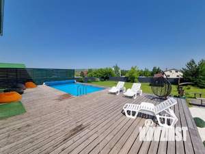 Дом 200м², 2-этажный, посуточно,