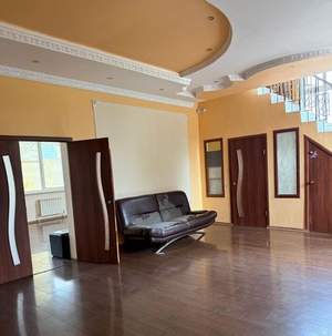 Дом 430м², 2-этажный, на длительный срок,