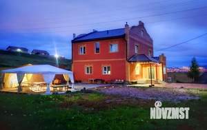 Дом 300м², 2-этажный, посуточно,