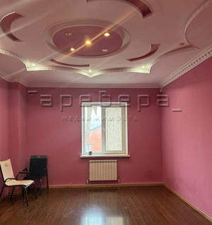 Дом 450м², 3-этажный, на длительный срок,