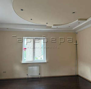 Дом 450м², 3-этажный, на длительный срок,