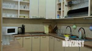 Дом 300м², 3-этажный, посуточно,