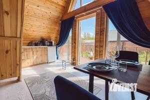 Дом 42м², 2-этажный, посуточно,