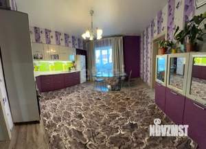 Дом 292м², 3-этажный, участок 12 сот.