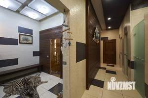 Коттедж 680м², 2-этажный, участок 15 сот.