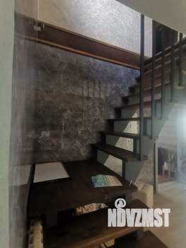 Дом 105м², 2-этажный, участок 10 сот.