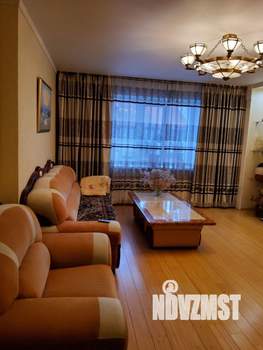 Коттедж 320м², 2-этажный, участок 8 сот.