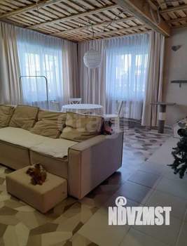 Дом 172м², 2-этажный, участок 10 сот.