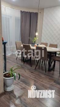 Дом 200м², 2-этажный, участок 15 сот.