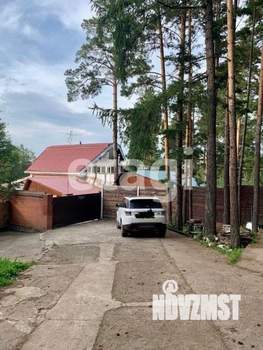 Дом 350м², 3-этажный, участок 15 сот.