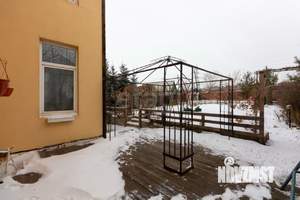 Дом 400м², 3-этажный, участок 9 сот.