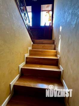 Коттедж 1200м², 3-этажный, участок 38 сот.