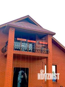 Дом 200м², 2-этажный, участок 15 сот.