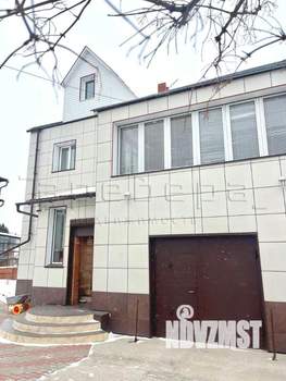 Дом 200м², 2-этажный, участок 8 сот.