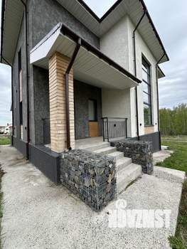 Коттедж 212м², 2-этажный, участок 14 сот.