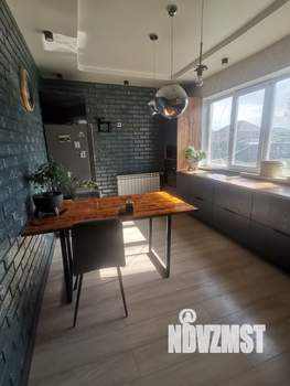 Дом 105м², 2-этажный, участок 10 сот.