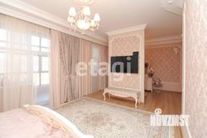 Дом 265м², 3-этажный, участок 6 сот.