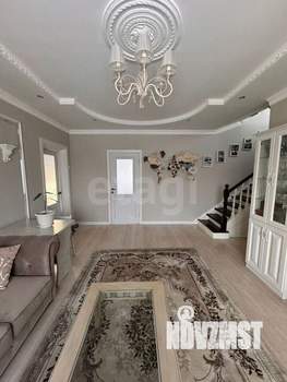 Дом 200м², 3-этажный, участок 6 сот.