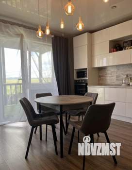 Дом 220м², 2-этажный, участок 8 сот.