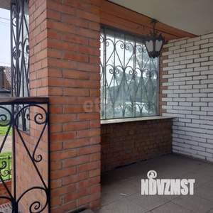 Дом 184м², 2-этажный, участок 13 сот.