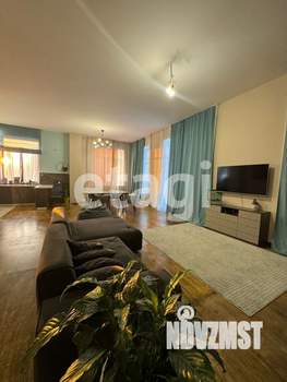 Дом 256м², 2-этажный, участок 12 сот.