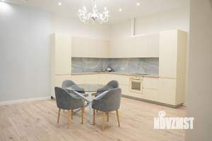 Коттедж 600м², 3-этажный, участок 15 сот.