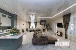 Дом 330м², 2-этажный, участок 8 сот.