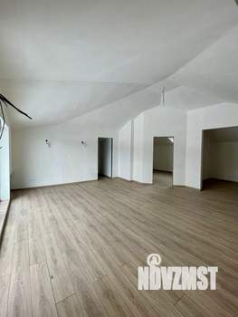 Коттедж 320м², 3-этажный, участок 4 сот.