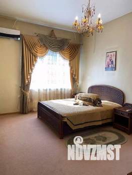 Дом 336м², 2-этажный, участок 8 сот.