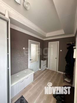 Дом 200м², 3-этажный, участок 6 сот.