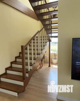 Коттедж 177м², 2-этажный, участок 10 сот.