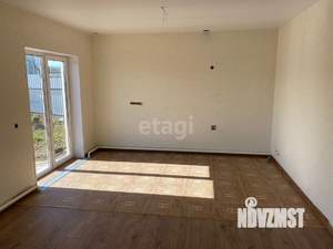 Дом 112м², 2-этажный, участок 6 сот.