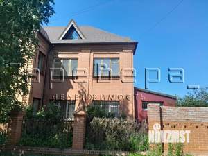 Коттедж 198м², 3-этажный, участок 10 сот.