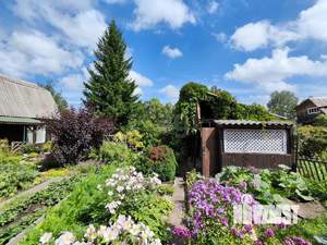 Дом 30м², 2-этажный, участок 4 сот.