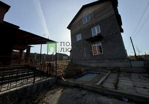 Дом 370м², 3-этажный, участок 10 сот.