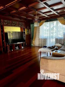 Коттедж 1200м², 3-этажный, участок 38 сот.