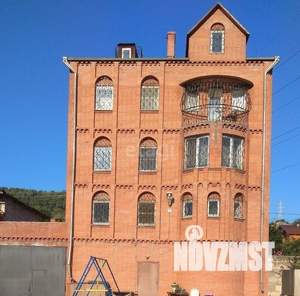 Дом 392м², 3-этажный, участок 16 сот.