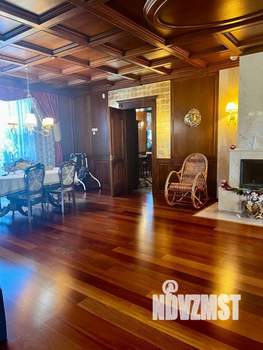 Коттедж 1200м², 3-этажный, участок 38 сот.