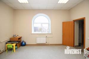 Дом 450м², 3-этажный, участок 9 сот.