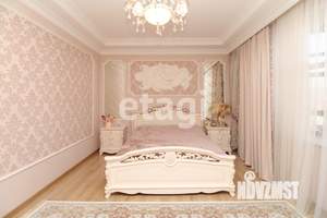 Дом 265м², 3-этажный, участок 6 сот.