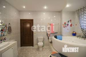 Дом 500м², 3-этажный, участок 10 сот.