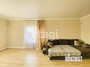 Дом 148м², 2-этажный, участок 10 сот.