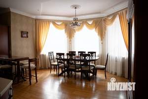 Коттедж 600м², 3-этажный, участок 15 сот.