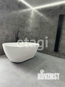 Дом 273м², 2-этажный, участок 10 сот.