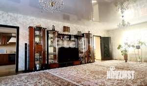 Дом 30м², 3-этажный, участок 6 сот.