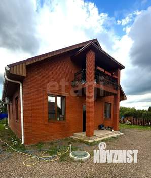 Дом 200м², 2-этажный, участок 15 сот.